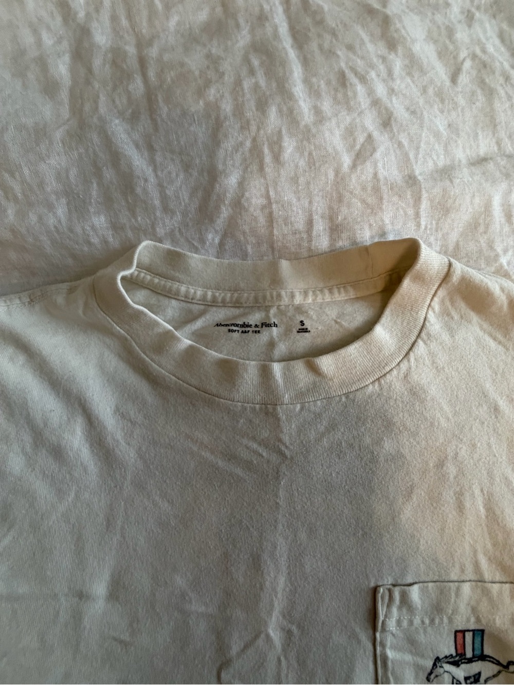 Abercrombie & Fitch Mens “Strike a Blow” Ford Mustang T Shirt Size Small - Picture 4 of 5